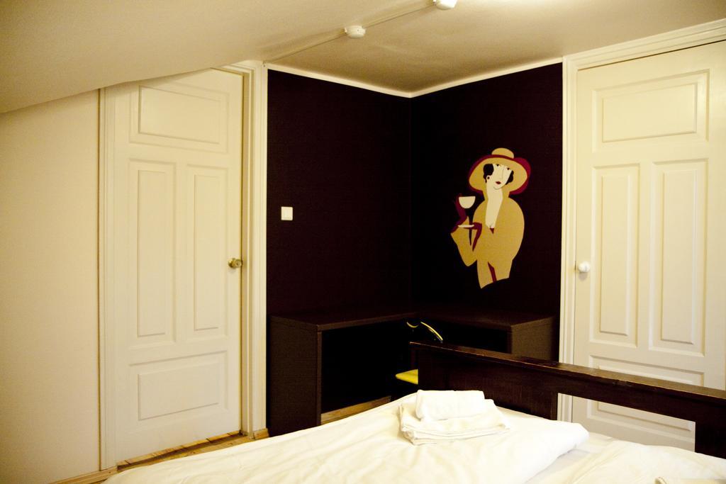 Coffee Apartment *