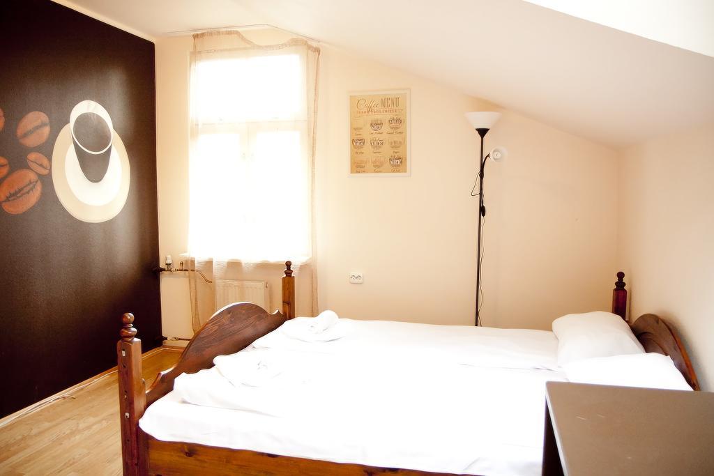 Coffee Apartment *